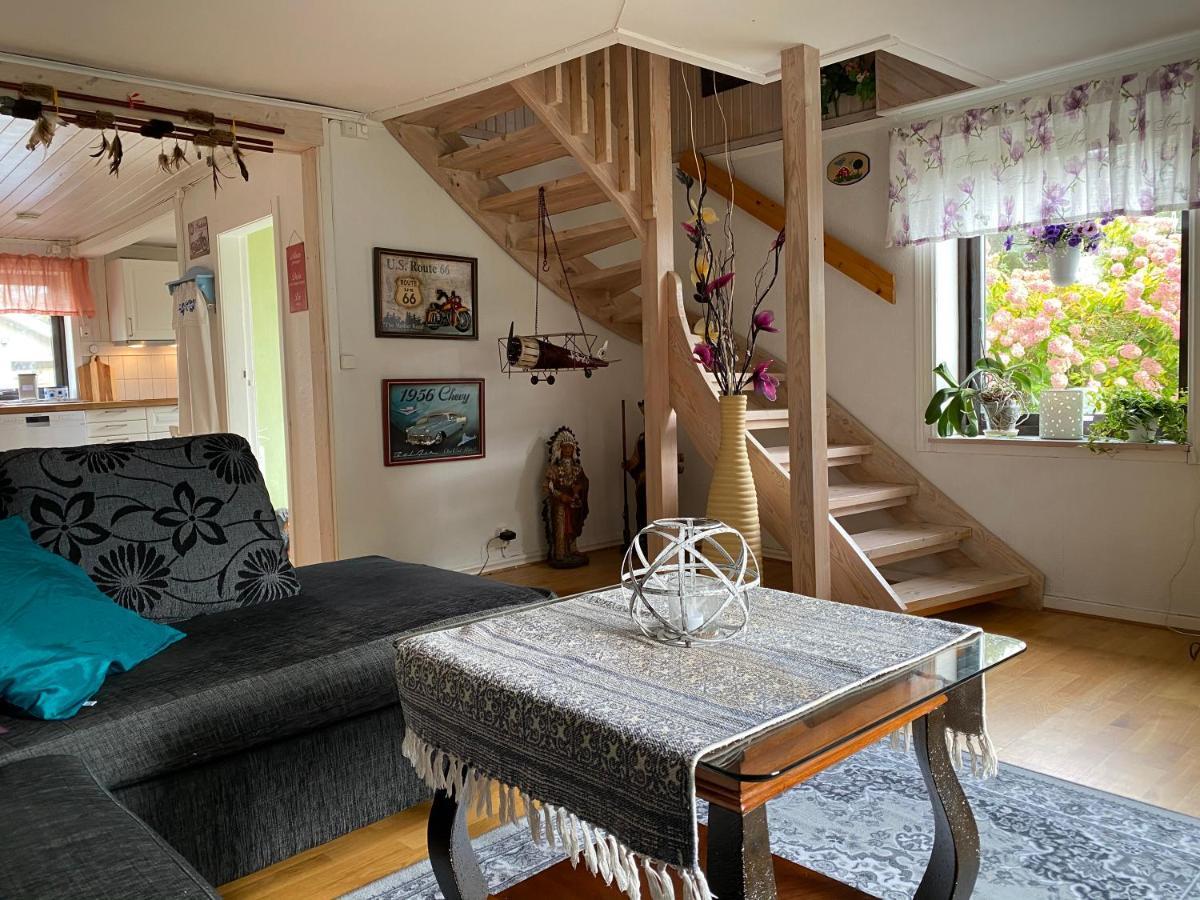 Airbnbekasberg Olofstorp Esterno foto